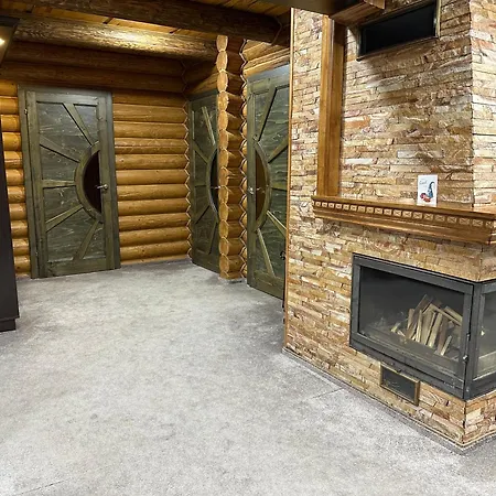 Apartment молода вовчиця *