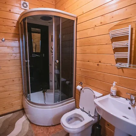 Apartment молода вовчиця