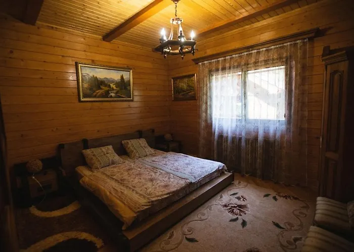 молода вовчиця Apartment *