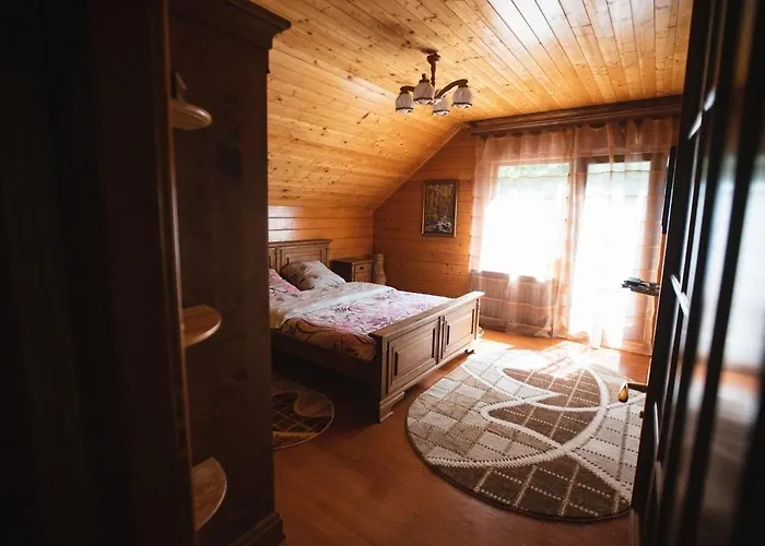 молода вовчиця Apartment *