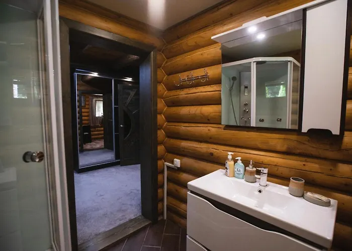 молода вовчиця Apartment Sasivka